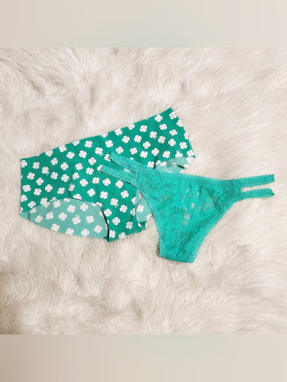 🍀🌈 NWT VS Pink St. Patrick's Day Panties Bundle Set of 2